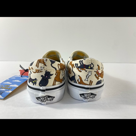 Vans x The Simpsons Classic Slip-On Sneakers - Picture 4 of 6